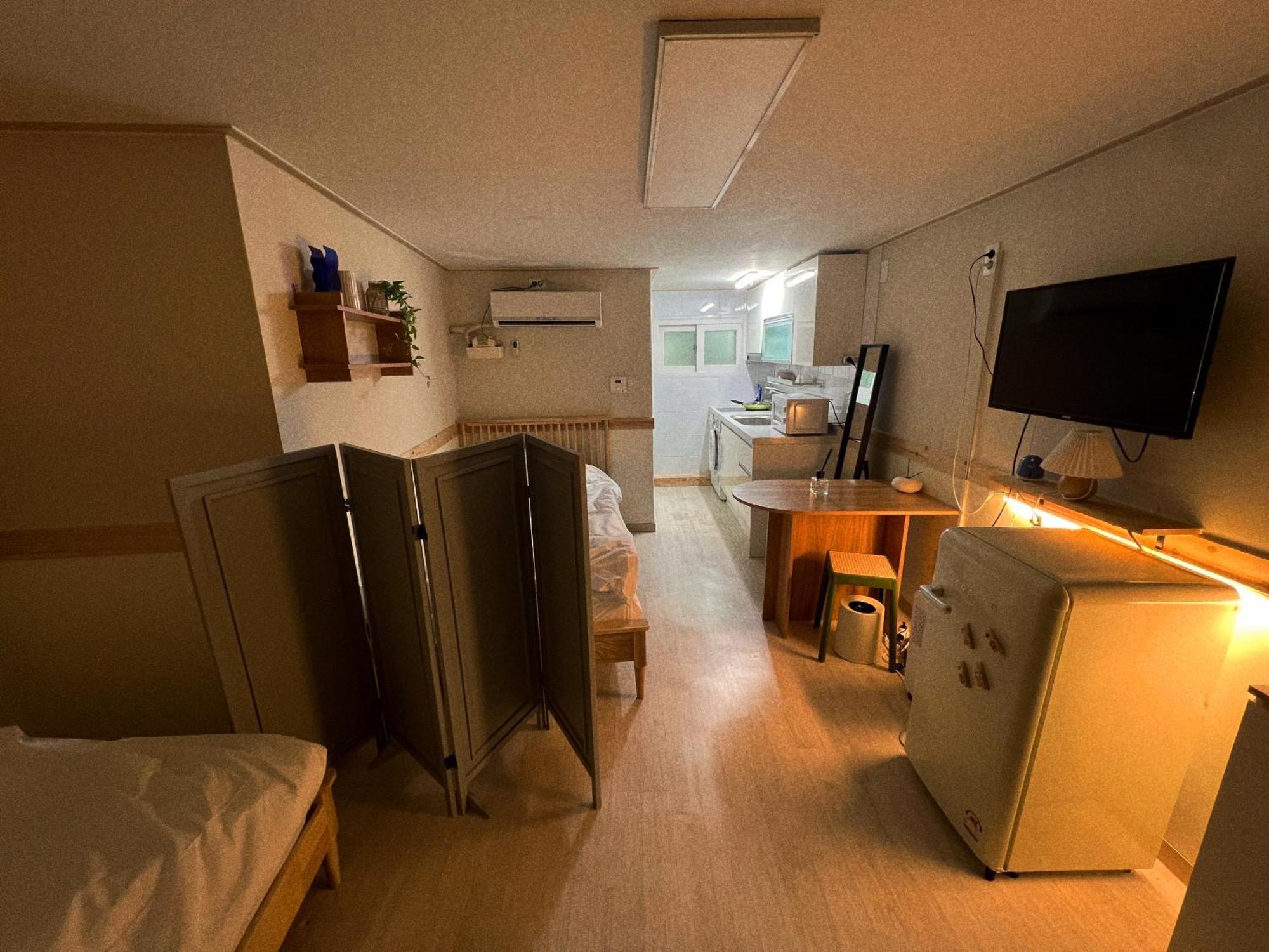 Jnineguesthouse Seoul Eksteriør billede