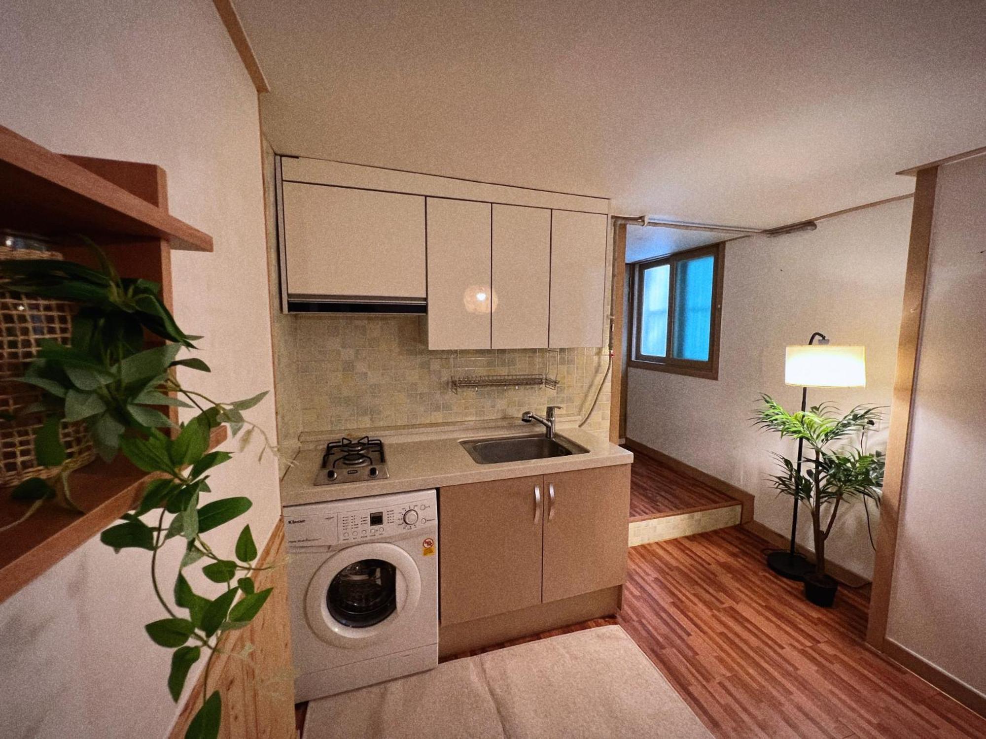 Jnineguesthouse Seoul Eksteriør billede